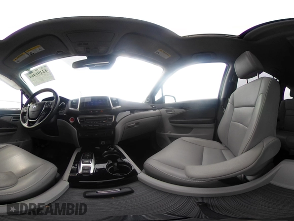 2017 Honda Pilot Touring with VIN 5FNYF6H90HB052474, listed as a IAAI auction lot 42291464 with 103,288 mi miles and . Bid and sale history available at DreamBid. Image 18.