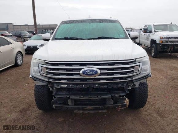 2018 Ford Expedition Max XLT with VIN 1FMJK1HT5JEA28492, listed as a IAAI auction lot 41447087 with NaN miles. Bid and sale history available at carsss.com. Image 13.