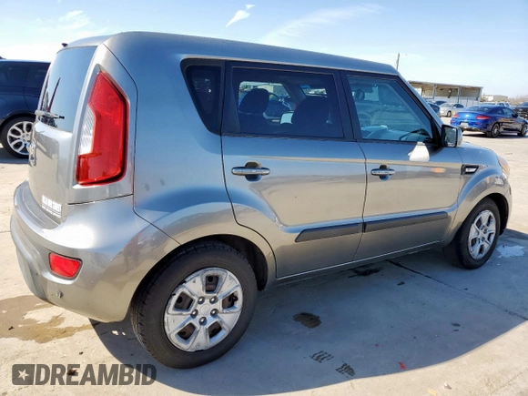 2013 Kia Soul with VIN KNDJT2A58D7493635, listed as a Copart auction lot 46540055 with 161,302 mi miles and Salvage Title. Bid and sale history available at DreamBid. Image 3.