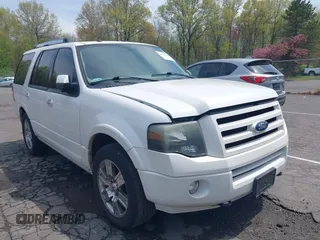 2010 Ford Expedition Limited z VIN 1FMJU2A55AEB64245, wystawiony jako IAAI lot #42180443 z przebiegiem 239 953 mil mil oraz . Historia ofert i sprzedaży dostępna na DreamBid. Obrazek 1.