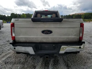 2017 Ford F-350 Lariat z VIN 1FT8W3DT4HED39267, wystawiony jako Copart lot #60000445 z przebiegiem 501 155 mil mil oraz Czysty tytuł • Clean title. Historia ofert i sprzedaży dostępna na DreamBid. Obrazek 6.