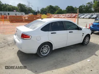 2008 Ford Focus SE z VIN 1FAHP35N18W272057, wystawiony jako Copart lot #59867425 z przebiegiem 293 894 mil mil oraz Szkoda całkowita • Salvage title. Historia ofert i sprzedaży dostępna na DreamBid. Obrazek 3.