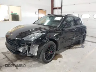 2017 Porsche Macan GTS с VIN WP1AG2A52HLB52375, выставлен на аукционе IAAI как лот 41816031 с пробегом 107 019 миль миль и . История ставок и продаж доступна на DreamBid. Изображение 2.