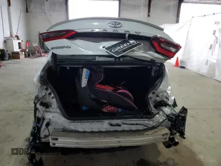 2022 Toyota Camry SE z VIN 4T1T11AKXNU002446, wystawiony jako Copart lot #53998025 z przebiegiem 50 759 mil mil oraz Szkoda całkowita • Salvage title. Historia ofert i sprzedaży dostępna na DreamBid. Obrazek 6.