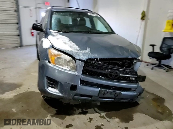 2009 Toyota RAV4 with VIN JTMBK33V29D005038, listed as a Copart auction lot 87294064 with 0 mi miles and Salvage Title. Bid and sale history available at carsss.com. Image 11.