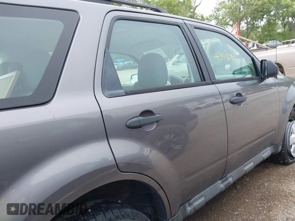 2011 Ford Escape XLS with VIN 1FMCU9C76BKA37524, listed as a IAAI auction lot 42415692 with 107,346 mi miles and . Bid and sale history available at DreamBid. Image 12.