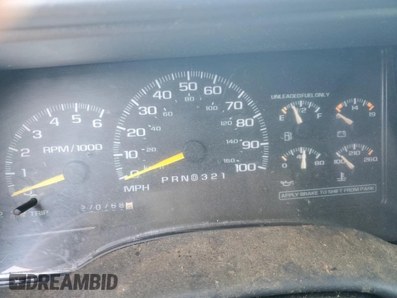 1999 GMC Yukon with VIN 1GKEK13R3XJ757466, listed as a Copart auction lot 75750884 with 270,768 mi miles and Salvage Title. Bid and sale history available at carsss.com. Image 9.