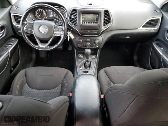 2020 Jeep Cherokee Latitude with VIN 1C4PJMCX8LD530824, listed as a Copart auction lot 82515704 with 63,611 mi miles and Clean Title. Bid and sale history available at carsss.com. Image 8.