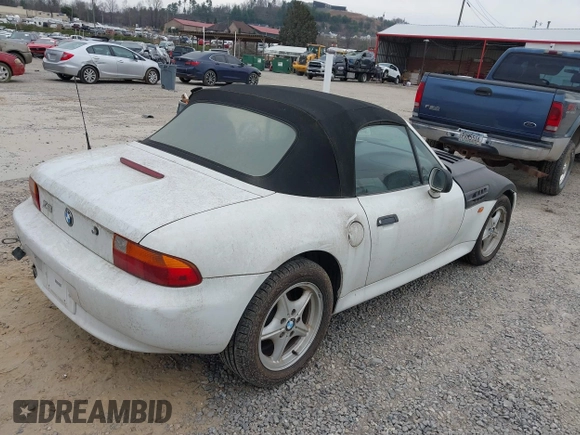 1996 BMW 3 Series Z3 1.9 z VIN 4USCH7322TLB73997, wystawiony jako IAAI lot #41778288 z przebiegiem Nie podano mil oraz . Historia ofert i sprzedaży dostępna na DreamBid. Obrazek 4.