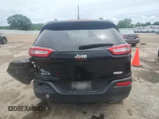 2018 Jeep Cherokee Latitude Plus with VIN 1C4PJMLX3JD572279, listed as a Copart auction lot 61975555 with 89,829 mi miles and Non repairable. Bid and sale history available at DreamBid. Image 6.