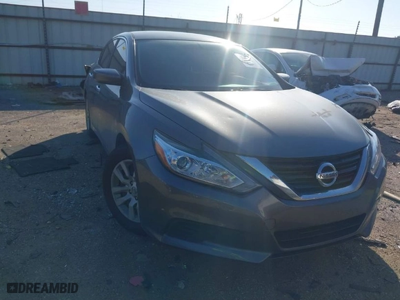 2017 Nissan Altima 2.5 SR with VIN 1N4AL3AP3HC291361, listed as a IAAI auction lot 41585914 with 140,851 mi miles. Bid and sale history available at carsss.com. Image 1.