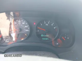 2010 Jeep Patriot Sport with VIN 1J4NT2GB8AD573538, listed as a IAAI auction lot 42113824 with 166,584 mi miles. Bid and sale history available at carsss.com. Image 7.