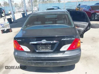 2000 Toyota Avalon XL with VIN 4T1BF28BXYU105640, listed as a IAAI auction lot 42024346 with 317,895 mi miles and . Bid and sale history available at DreamBid. Image 16.