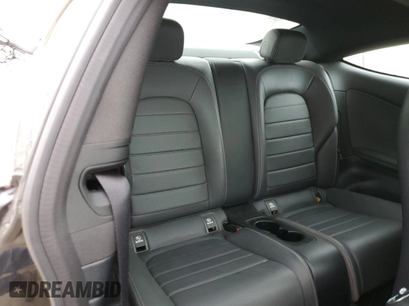 2019 Mercedes-Benz C 300 z VIN WDDWJ8EBXKF837960, wystawiony jako Copart lot #53972945 z przebiegiem 47 660 mil mil oraz Szkoda całkowita • Salvage title. Historia ofert i sprzedaży dostępna na DreamBid. Obrazek 10.