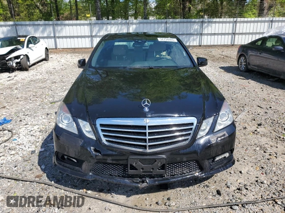 2011 Mercedes-Benz E 350 Luxury with VIN WDDHF8HB6BA383967, listed as a Copart auction lot 58810805 with 155,271 mi miles and Salvage title. Bid and sale history available at DreamBid. Image 5.