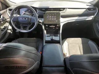 2023 Jeep Grand Cherokee Altitude z VIN 1C4RJHAG3PC561011, wystawiony jako Copart lot #52937075 z przebiegiem 29 815 mil mil oraz Szkoda całkowita • Salvage title. Historia ofert i sprzedaży dostępna na DreamBid. Obrazek 8.