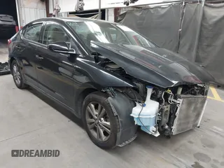 2017 Hyundai Elantra Limited z VIN 5NPD84LFXHH176246, wystawiony jako IAAI lot #42391983 z przebiegiem 81 144 mil mil oraz . Historia ofert i sprzedaży dostępna na DreamBid. Obrazek 1.