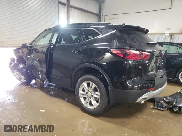 2021 Chevrolet Blazer LT z VIN 3GNKBHRS4MS524957, wystawiony jako Copart lot #49824635 z przebiegiem 16 471 mil mil oraz Szkoda całkowita • Salvage title. Historia ofert i sprzedaży dostępna na DreamBid. Obrazek 2.