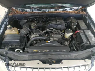 2005 Ford Explorer Eddie Bauer z VIN 1FMDU64K25UB16977, wystawiony jako Copart lot #80927454 z przebiegiem 203 449 mil mil oraz Szkoda całkowita • Salvage title. Historia ofert i sprzedaży dostępna na DreamBid. Obrazek 13.