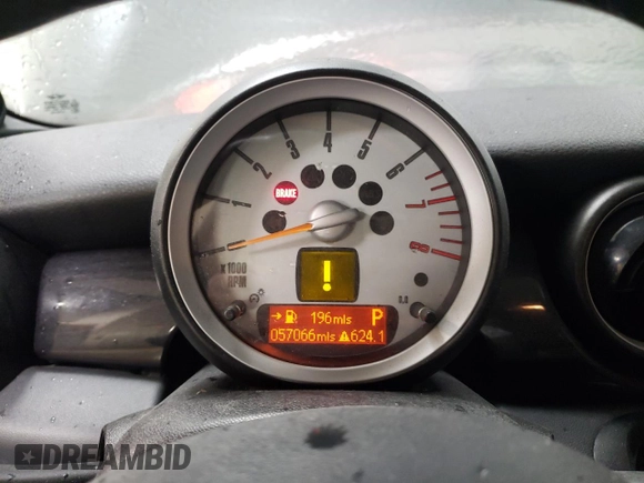 2007 MINI Hardtop S with VIN WMWMF73547TL90560, listed as a Copart auction lot 42565685 with 57,066 mi miles and Salvage Title. Bid and sale history available at DreamBid. Image 9.