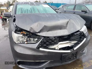 2020 Acura TLX w/Technology Pkg with VIN 19UUB2F42LA003192, listed as a IAAI auction lot 41482802 with 34,995 mi miles. Bid and sale history available at carsss.com. Image 6.