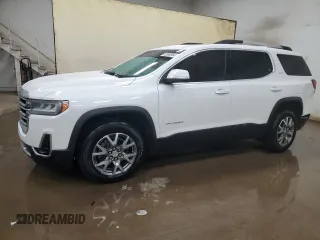 2021 GMC Acadia SLT z VIN 1GKKNULS8MZ159014, wystawiony jako Copart lot #82890904 z przebiegiem 50 680 mil mil oraz Szkody całkowita. Historia ofert i sprzedaży dostępna na DreamBid. Obrazek 1.