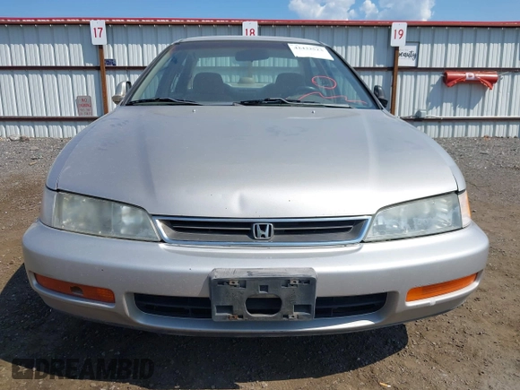 1997 Honda Accord LX с VIN 1HGCD5635VA273535, выставлен на аукционе IAAI как лот 42432523 с пробегом 245 954 миль миль и . История ставок и продаж доступна на DreamBid. Изображение 6.