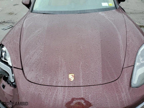 2018 Porsche Panamera 4 E-Hybrid with VIN WP0AE2A72JL176870, listed as a Copart auction lot 68290623 with 0 mi miles and Non Repairable. Bid and sale history available at carsss.com. Image 11.