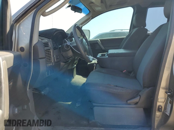 2006 Nissan Titan SE with VIN 1N6AA06A66N527552, listed as a Copart auction lot 52979735 with 218,731 mi miles and Salvage title. Bid and sale history available at DreamBid. Image 7.