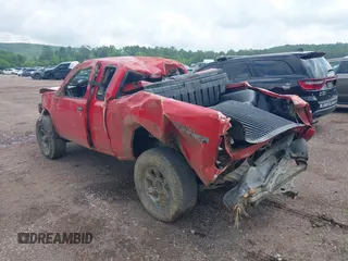 2001 Nissan Frontier SE Desert Runner z VIN 1N6ED26T31C354339, wystawiony jako IAAI lot #42279697 z przebiegiem Nie podano mil oraz . Historia ofert i sprzedaży dostępna na DreamBid. Obrazek 3.
