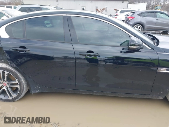 2017 Jaguar XE 35t Premium with VIN SAJAJ4BVXHA972195, listed as a IAAI auction lot 41694337 with 71,239 mi miles. Bid and sale history available at carsss.com. Image 13.