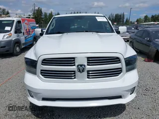 2015 Ram 1500 Sport z VIN 1C6RR7MT7FS601470, wystawiony jako IAAI lot #42334149 z przebiegiem 114 056 mil mil oraz . Historia ofert i sprzedaży dostępna na DreamBid. Obrazek 13.