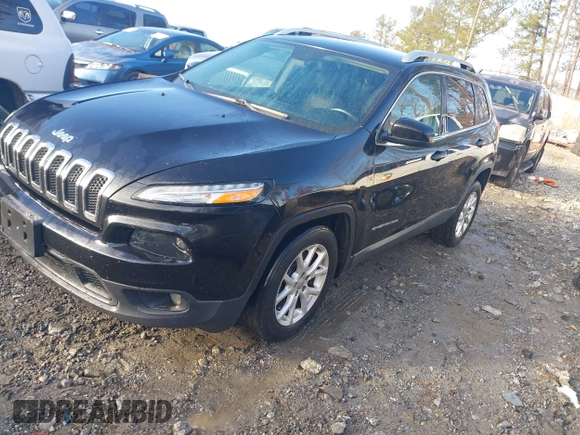 2014 Jeep Cherokee Latitude z VIN 1C4PJLCS5EW105809, wystawiony jako IAAI lot #41331585 z przebiegiem 207 609 mil mil oraz . Historia ofert i sprzedaży dostępna na DreamBid. Obrazek 18.