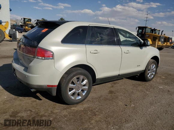 2007 Lincoln MKX z VIN 2LMDU88C07BJ26919, wystawiony jako Copart lot #55778005 z przebiegiem Nie podano mil oraz Szkoda całkowita • Salvage title. Historia ofert i sprzedaży dostępna na DreamBid. Obrazek 3.
