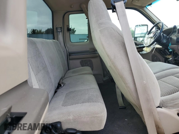 2001 Ford Super Duty F-250 XL with VIN 1FTNX21S51EA42259, listed as a Copart auction lot 52824435 with 183,134 mi miles and Salvage Title. Bid and sale history available at carsss.com. Image 10.