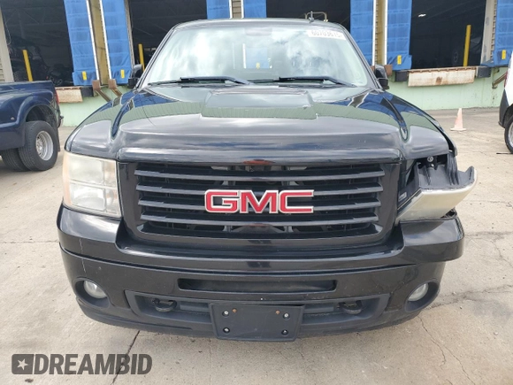 2013 GMC Sierra 1500 SLT with VIN 3GTP2WE72DG197661, listed as a Copart auction lot 60703615 with 132,503 mi miles and Salvage title. Bid and sale history available at DreamBid. Image 5.