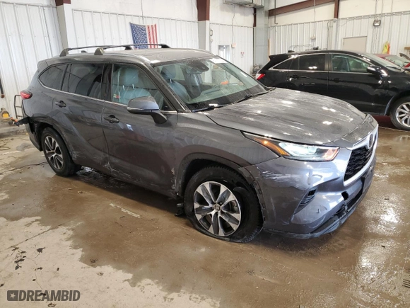 2020 Toyota Highlander XLE with VIN 5TDHZRAH2LS013609, listed as a Copart auction lot 84092874 with 53,601 mi miles and Salvage Title. Bid and sale history available at carsss.com. Image 4.