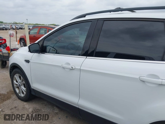 2017 Ford Escape SE with VIN 1FMCU0GD0HUD19621, listed as a IAAI auction lot 42123026 with 105,664 mi miles and . Bid and sale history available at carsss.com. Image 14.