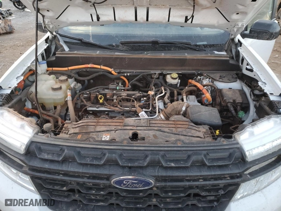 2022 Ford Maverick XL with VIN 3FTTW8E38NRA34367, listed as a Copart auction lot 44611755 with 108,382 mi miles and Salvage Title. Bid and sale history available at carsss.com. Image 12.