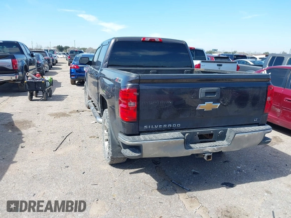 2015 Chevrolet Silverado 1500 LT with VIN 3GCUKREC2FG232302, listed as a IAAI auction lot 41652224 with 231,334 mi miles. Bid and sale history available at carsss.com. Image 3.
