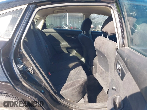 2014 Nissan Altima S with VIN 1N4AL3AP0EC284735, listed as a IAAI auction lot 41212568 with 194,625 mi miles and . Bid and sale history available at DreamBid. Image 8.