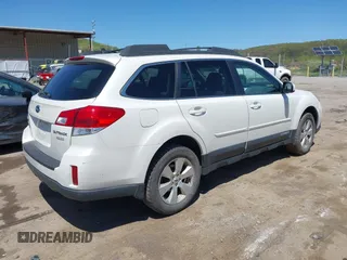 2012 Subaru Outback 2.5i Limited with VIN 4S4BRBKC9C3297009, listed as a IAAI auction lot 42125229 with 157,474 mi miles. Bid and sale history available at carsss.com. Image 4.