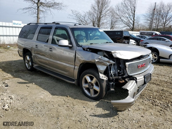 2003 GMC Yukon XL Denali with VIN 1GKFK66U93J266220, listed as a Copart auction lot 50806205 with 212,033 mi miles and Salvage Title. Bid and sale history available at carsss.com. Image 4.