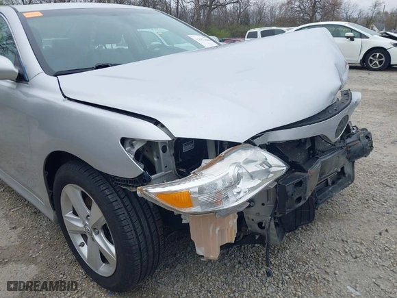 2011 Toyota Camry LE with VIN 4T1BF3EKXBU126957, listed as a IAAI auction lot 41991661 with 153,184 mi miles. Bid and sale history available at carsss.com. Image 18.