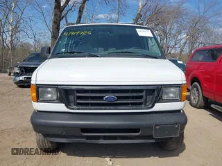 2004 Ford Econoline Cargo Commercial with VIN 1FTNE24W34HA52697, listed as a IAAI auction lot 41919725 with 107,931 mi miles and . Bid and sale history available at carsss.com. Image 12.