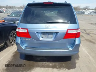2007 Honda Odyssey EX-L with VIN 5FNRL38747B105430, listed as a IAAI auction lot 41841005 with 286,605 mi miles. Bid and sale history available at carsss.com. Image 16.