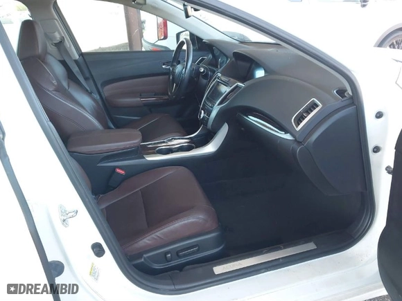 2017 Acura TLX V6 w/Technology Pkg with VIN 19UUB2F58HA003553, listed as a IAAI auction lot 41831368 with 116,065 mi miles. Bid and sale history available at carsss.com. Image 5.