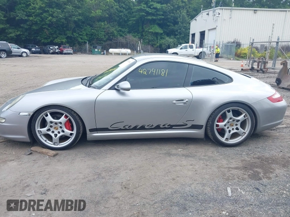 2005 Porsche 911 Turbo S with VIN WP0AB29935S742402, listed as a IAAI auction lot 42741181 with 139,594 mi miles and . Bid and sale history available at DreamBid. Image 14.