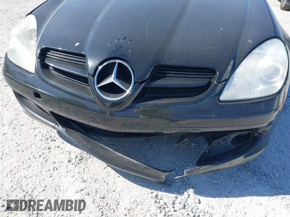 2007 Mercedes-Benz SLK 280 with VIN WDBWK54F37F142526, listed as a IAAI auction lot 42043242 with 128,143 mi miles and . Bid and sale history available at DreamBid. Image 6.