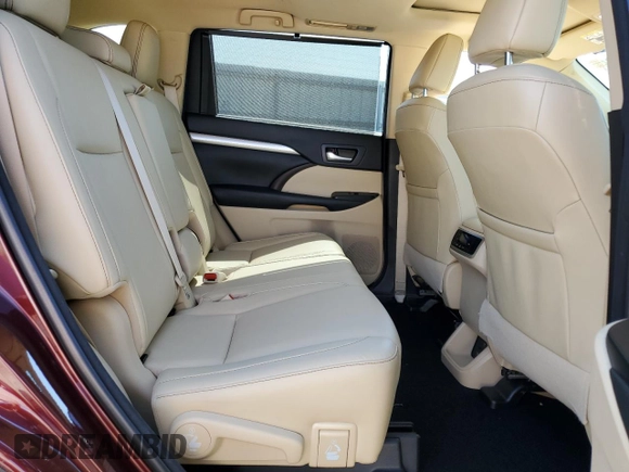 2018 Toyota Highlander SE z VIN 5TDJZRFH9JS825464, wystawiony jako Copart lot #59546165 z przebiegiem 89 655 mil mil oraz Szkoda całkowita • Salvage title. Historia ofert i sprzedaży dostępna na DreamBid. Obrazek 11.